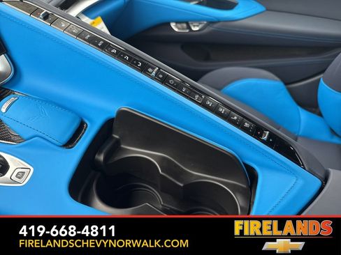 New 2025 Chevrolet Corvette Stingray Premium Cpe w/ Z51 Performance Package image 22