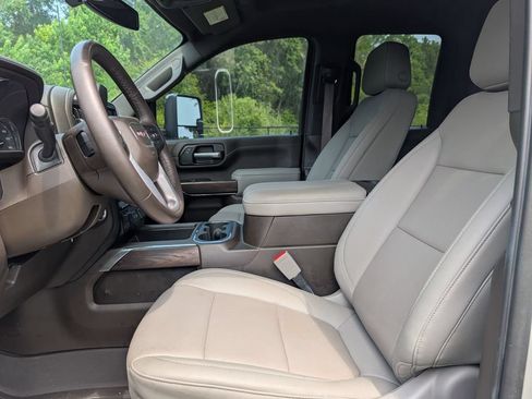 Used 2023 GMC Sierra 2500 SLT w/ Gooseneck/5TH Wheel Package AWD/4WD image 15