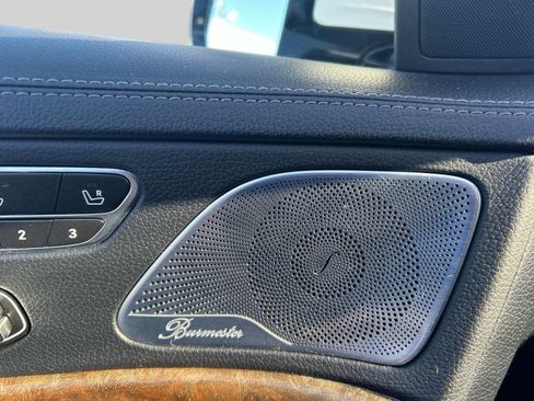 Used 2016 Mercedes-Benz S 550 4MATIC Sedan image 32