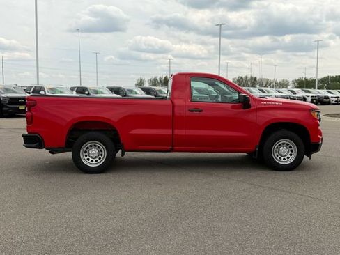 Used 2023 Chevrolet Silverado 1500 W/T RWD image 4