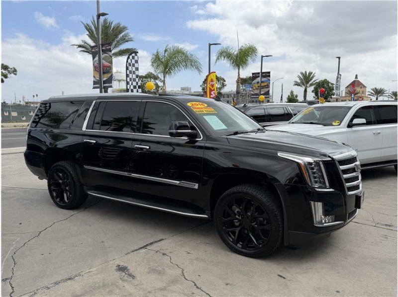 Used 2016 Cadillac Escalade ESV Luxury AWD/4WD image 54