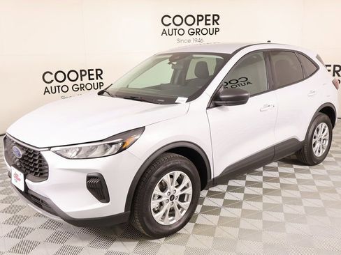 Used 2025 Ford Escape Active w/ Tech Pack #1 image 10