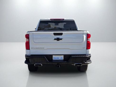 Used 2023 Chevrolet Silverado 1500 LT Trail Boss w/ LT Trail Boss Premium Package image 5