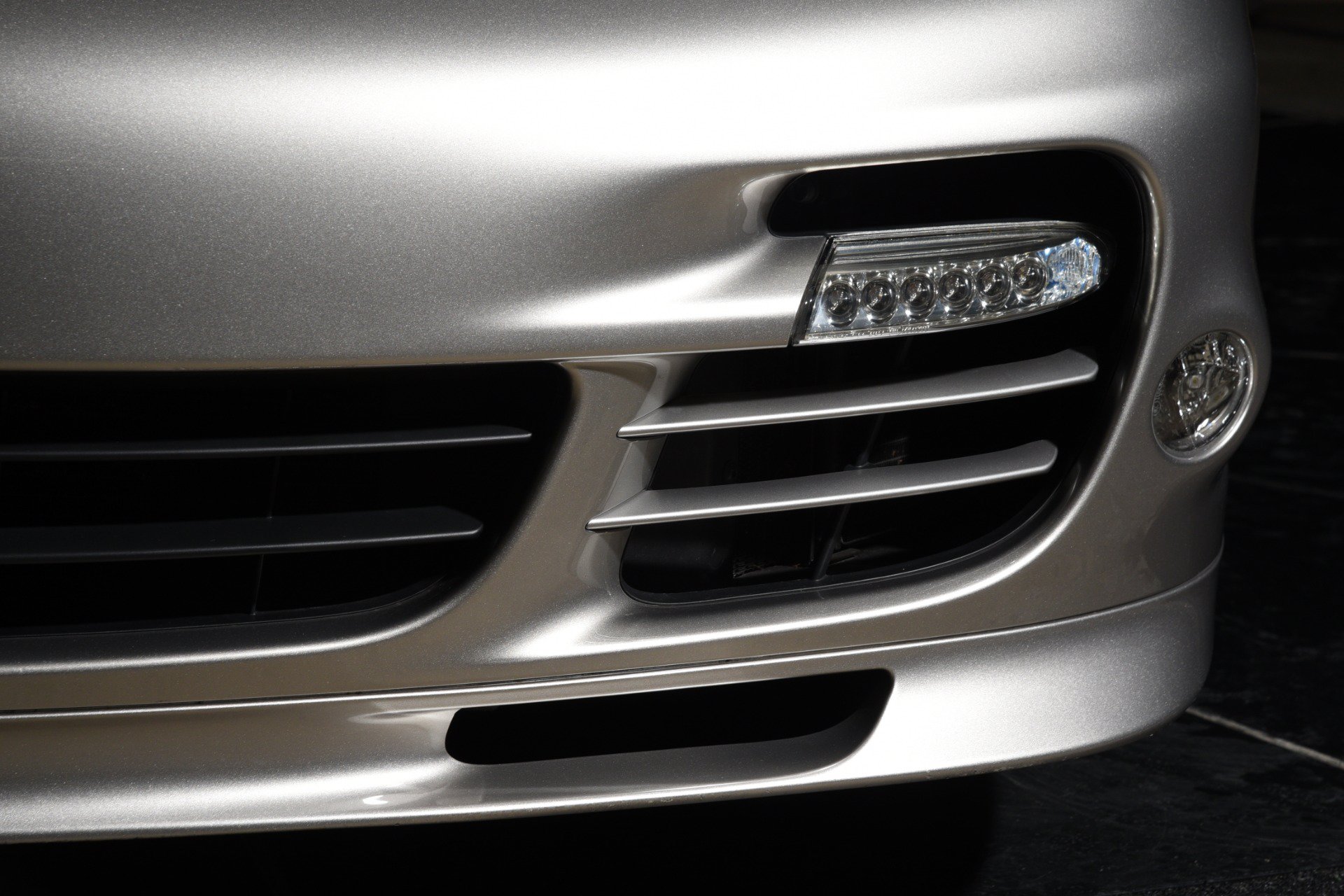 Used 2013 Porsche 911 Turbo S AWD/4WD image 12