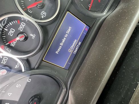 Used 2021 Chevrolet Silverado 1500 LT w/ Z71 Off-Road Package image 12