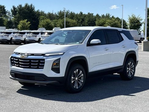 New 2026 Chevrolet Equinox LT AWD/4WD image 14