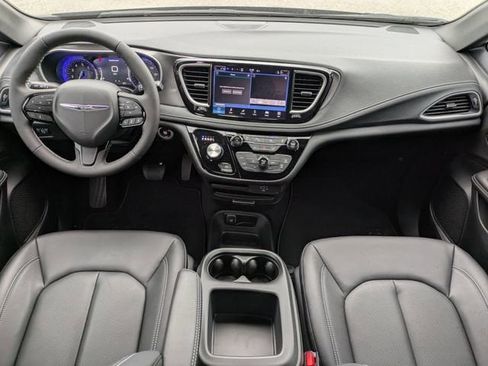 New 2026 Chrysler Pacifica Select w/ S Appearance Package FWD image 16