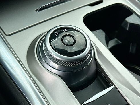 Used 2020 Ford Explorer Limited w/ Class III Trailer Tow Package image 17