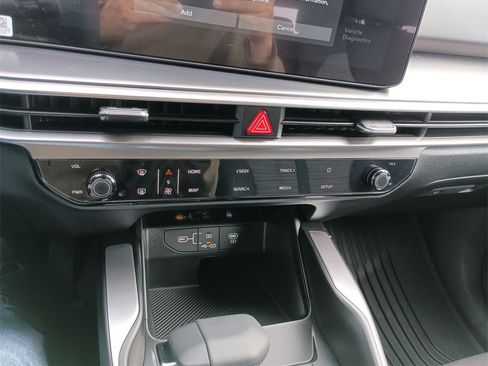New 2026 Kia Sorento LX image 22