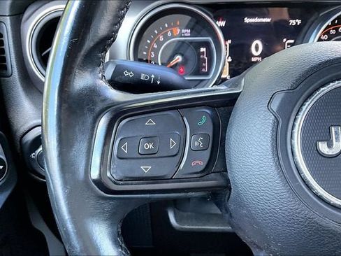 Used 2018 Jeep Wrangler Unlimited Sport S AWD/4WD image 20