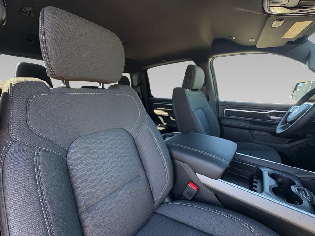 New 2026 RAM 1500 Big Horn w/ Night Edition AWD/4WD image 7