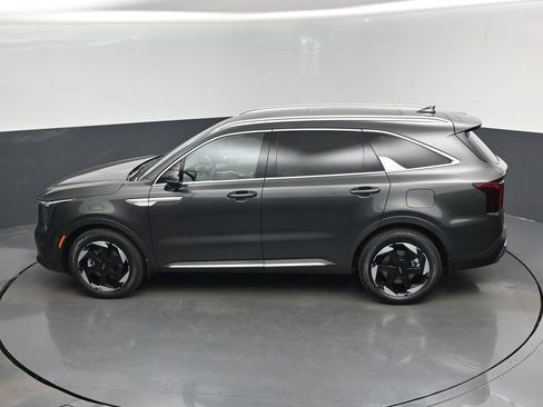 Certified 2026 Kia Sorento EX w/ EX Premium Package AWD/4WD image 14