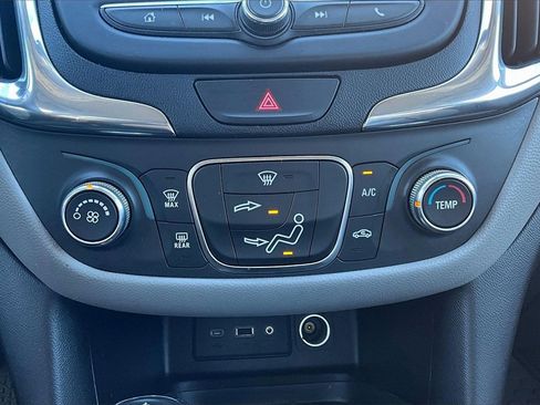 Used 2019 Chevrolet Equinox LT image 31