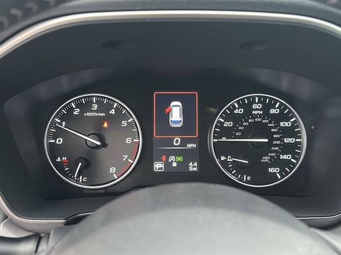 New 2025 Subaru Outback Limited image 12