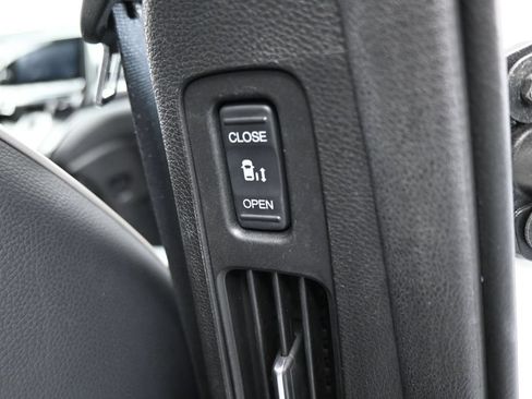 Used 2022 Honda Odyssey Elite image 44