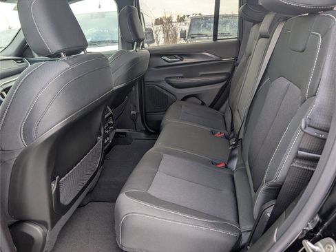 New 2026 Jeep Grand Cherokee Laredo X AWD/4WD image 10