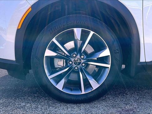 Certified 2025 INFINITI QX60 Luxe image 13