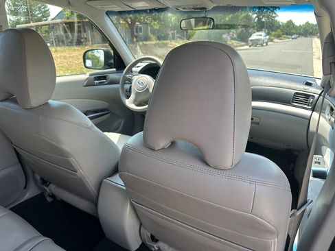 Used 2011 Subaru Forester 2.5X Limited image 16