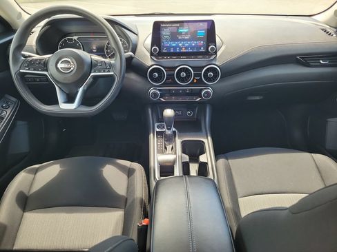 Used 2024 Nissan Sentra SV FWD image 12