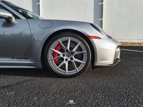 Used 2026 Porsche 911 Targa 4 GTS image 4