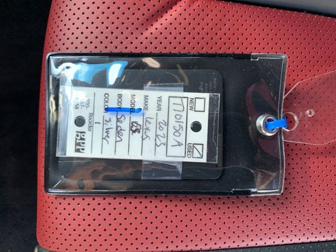 Used 2023 Lexus ES 350 F Sport w/ Accessory Package (Z2) image 37