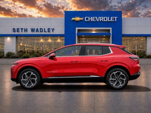 Used 2024 Chevrolet Equinox EV LT AWD/4WD image 4