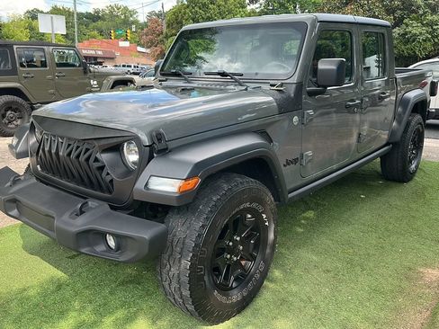 Used 2020 Jeep Gladiator Sport w/ Trailer Tow Package AWD/4WD image 3