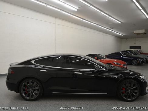 Used 2019 Tesla Model S Performance image 8