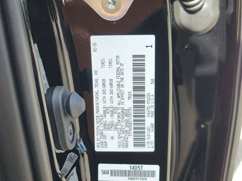 New 2026 Toyota Tundra Platinum AWD/4WD image 32
