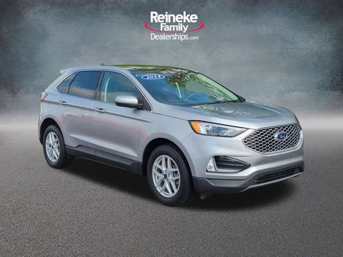 Used 2024 Ford Edge SEL w/ Convenience Package AWD/4WD image 3