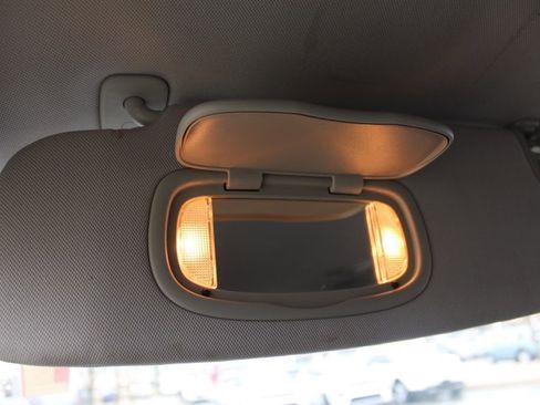 Used 2018 Chrysler Pacifica Touring-L Plus image 51