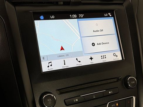 Certified 2018 Ford Fusion SE w/ Equipment Group 201A FWD image 19