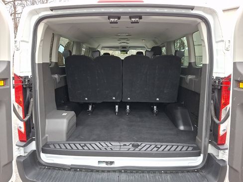 Used 2023 Ford Transit 350 XLT image 34