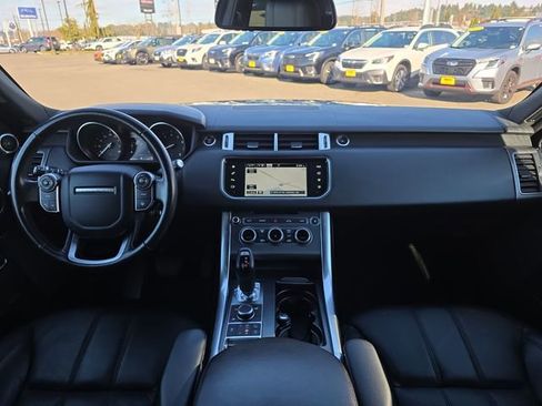 Used 2016 Land Rover Range Rover Sport SE image 11