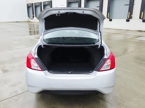 Used 2017 Nissan Versa S Plus image 17