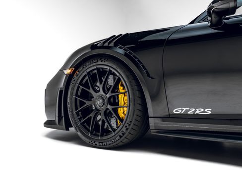 Used 2018 Porsche 911 GT2 RS RWD image 12