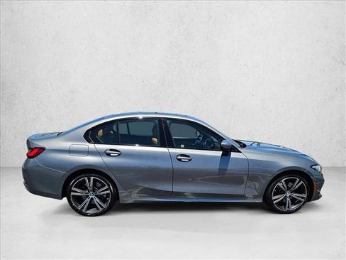 Certified 2023 BMW 330i Sedan w/ Convenience Package RWD image 4