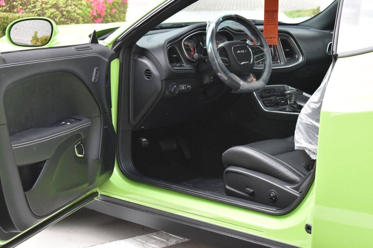Used 2023 Dodge Challenger SRT Hellcat RWD image 33