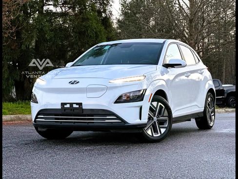 Used 2023 Hyundai Kona SEL image 2