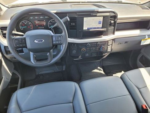 New 2026 Ford F250 XL w/ XL Chrome Package RWD image 7