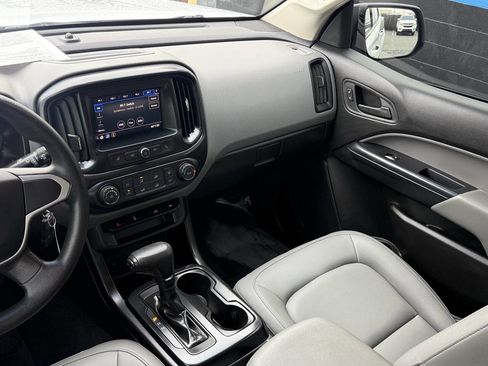 Used 2020 Chevrolet Colorado W/T w/ WT Convenience Package image 8
