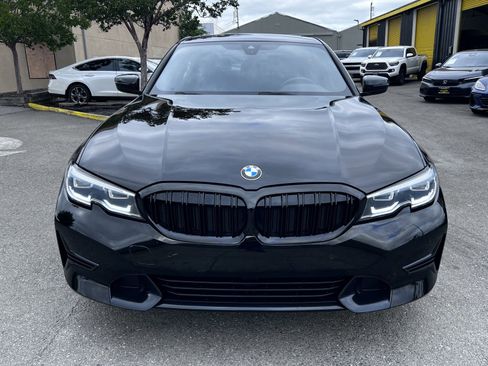 Used 2020 BMW 330i Sedan w/ Convenience Package RWD image 2