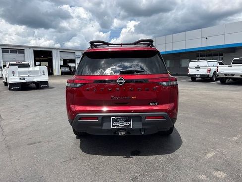 Used 2023 Nissan Pathfinder Rock Creek AWD/4WD image 4