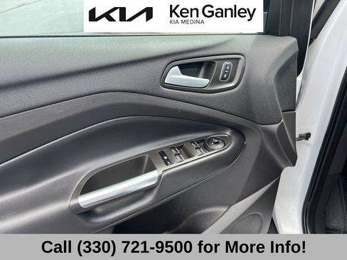 Used 2019 Ford Escape SE FWD image 24