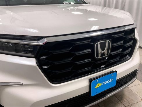 Used 2025 Honda Pilot EX-L image 31