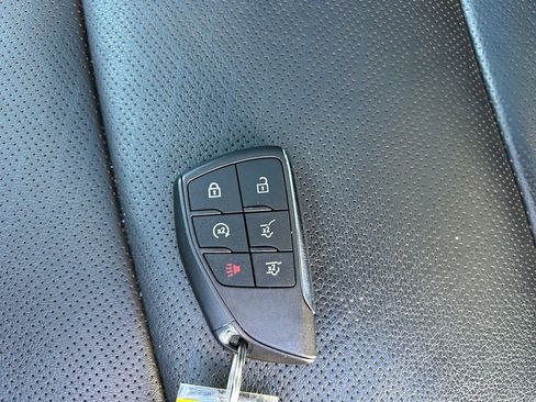 Used 2023 Chevrolet Tahoe High Country image 33