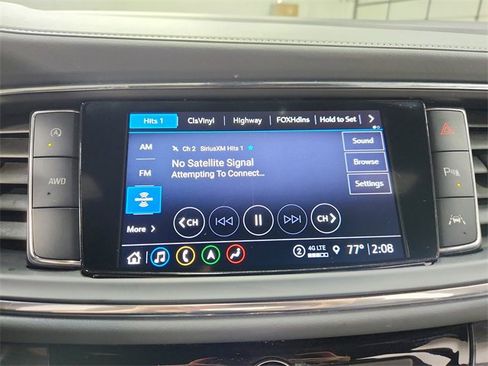 Used 2024 Buick Enclave Premium image 29