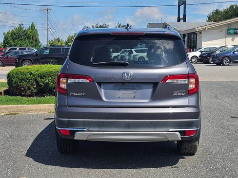 Used 2020 Honda Pilot Touring image 8