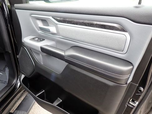 Used 2022 RAM 1500 Big Horn image 13