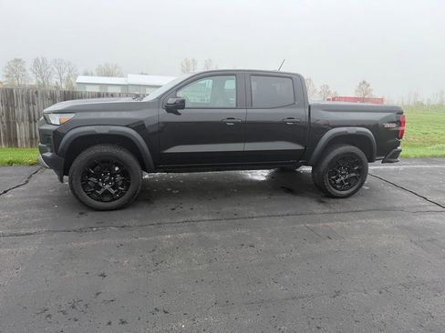 New 2026 Chevrolet Colorado Trail Boss AWD/4WD image 1